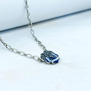 Cadena De Plata Flor Azul Pequeña